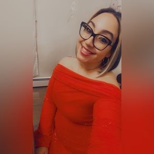 Meet your Posher, Gisel